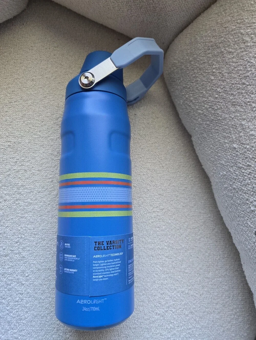 NEW! Stanley, Iceflow Aerolight Flip Straw 24oz, Azure Mesh